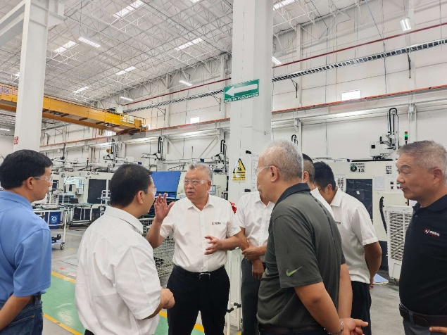 NG体育股份董事长徐小敏一行莅临墨西哥工厂指导工作